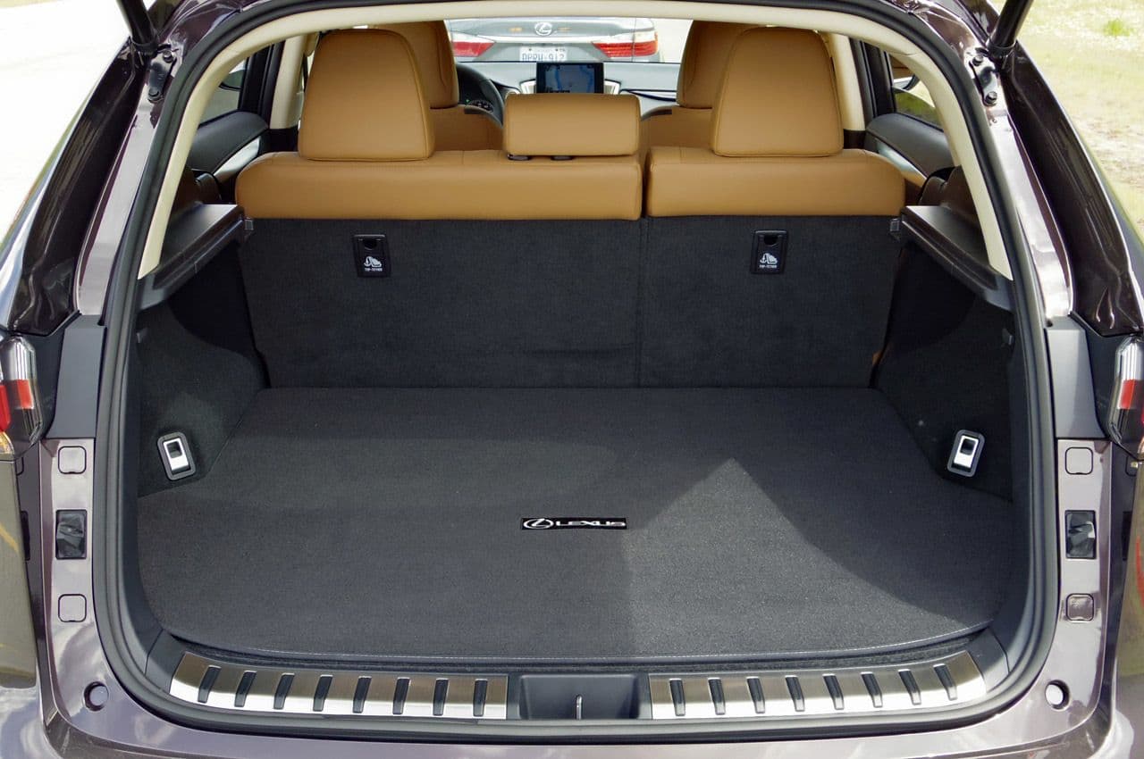 Kofferraummatte Lexus NX 300h 2015 - heute