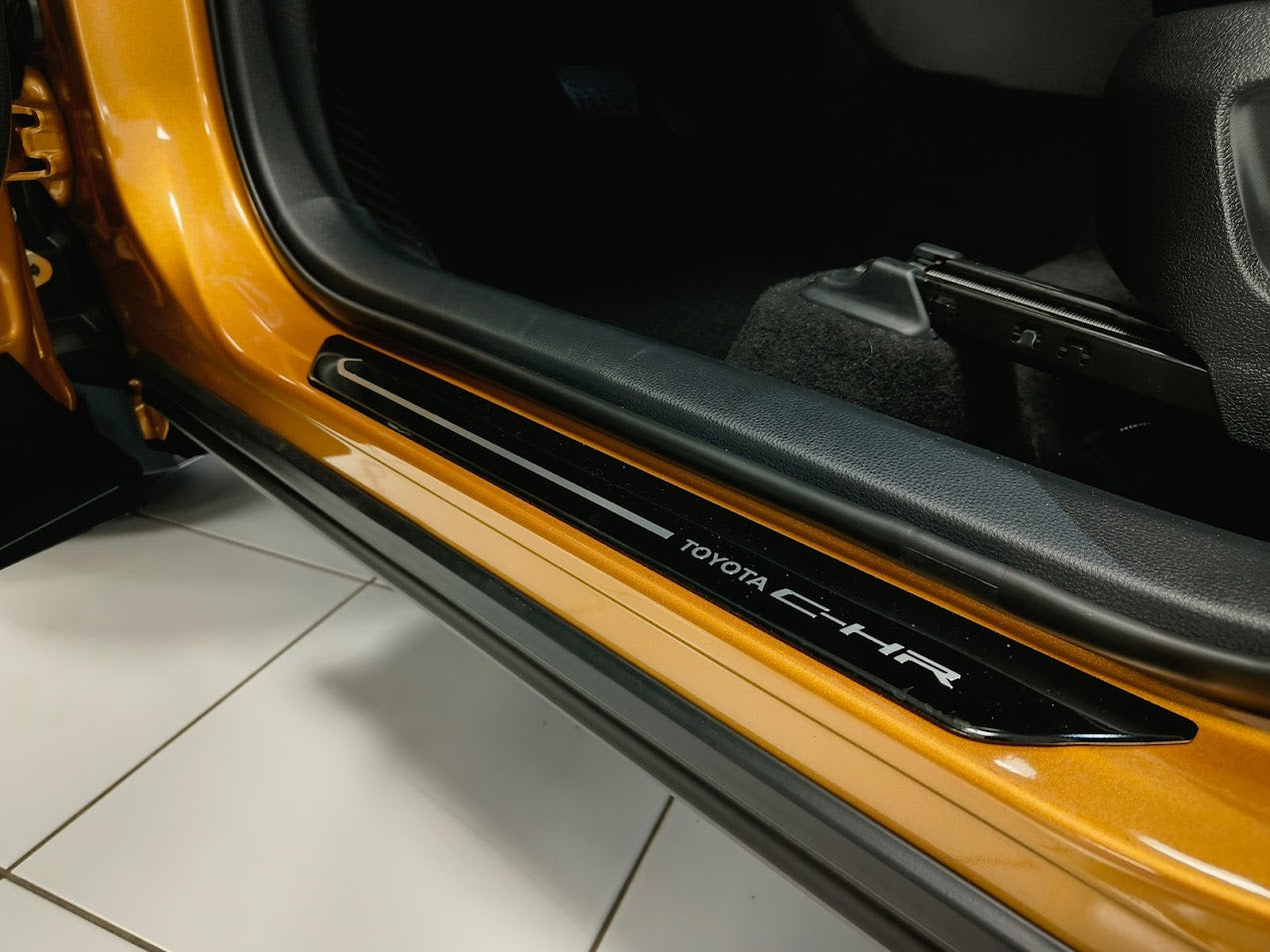 Dorpelinstaplijsten Toyota C-HR 2024 >