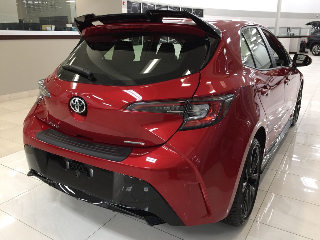 Dakspoiler Toyota Corolla Hatchback 2019 >