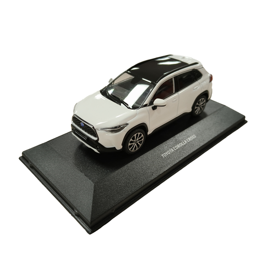 Toyota Corolla Cross-Modell im Maßstab 1:43