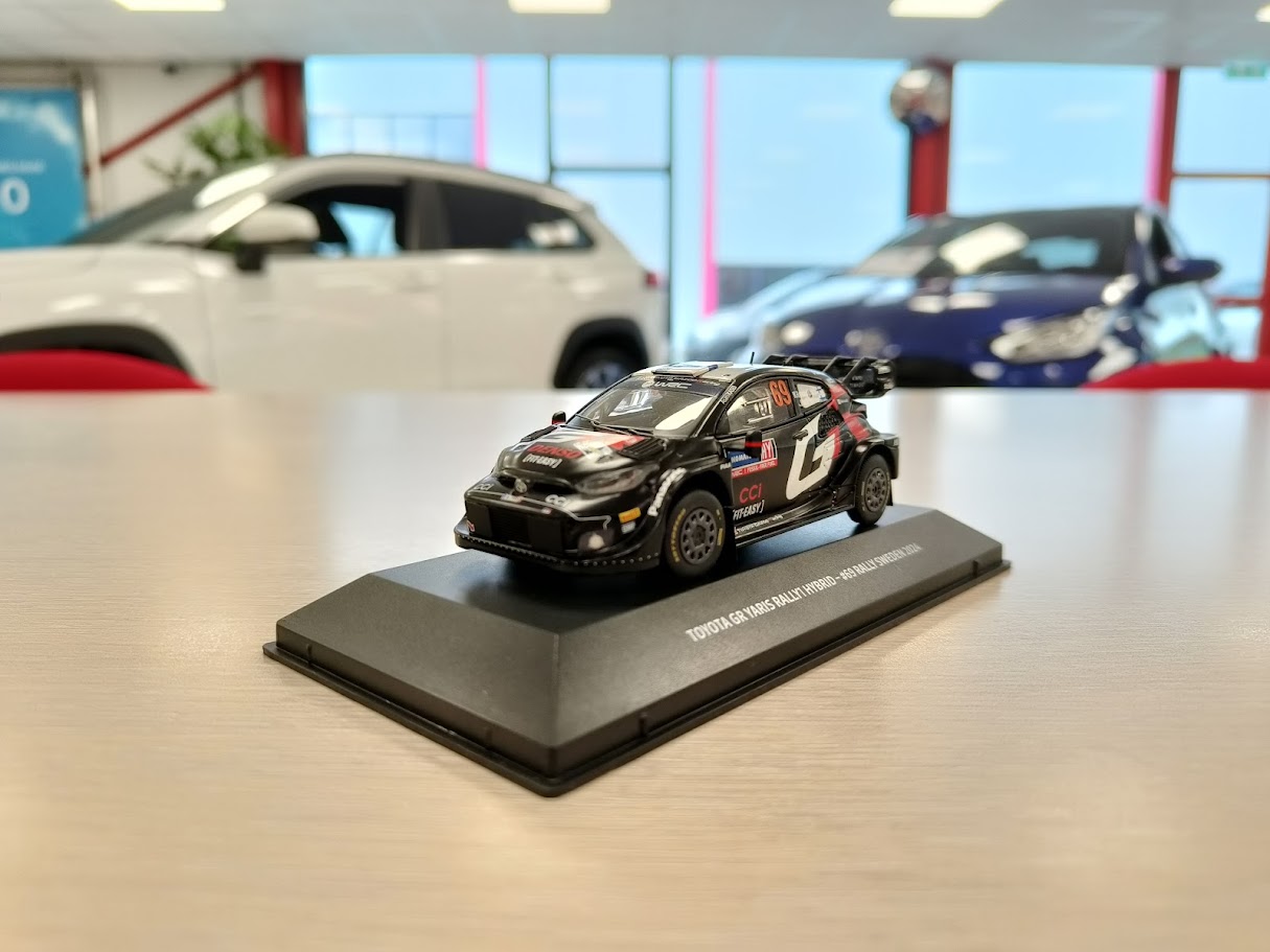 Toyota Yaris GR schaalmodel 1:43 WRC nr. 69