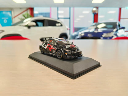 Toyota Yaris GR schaalmodel 1:43 WRC nr. 17