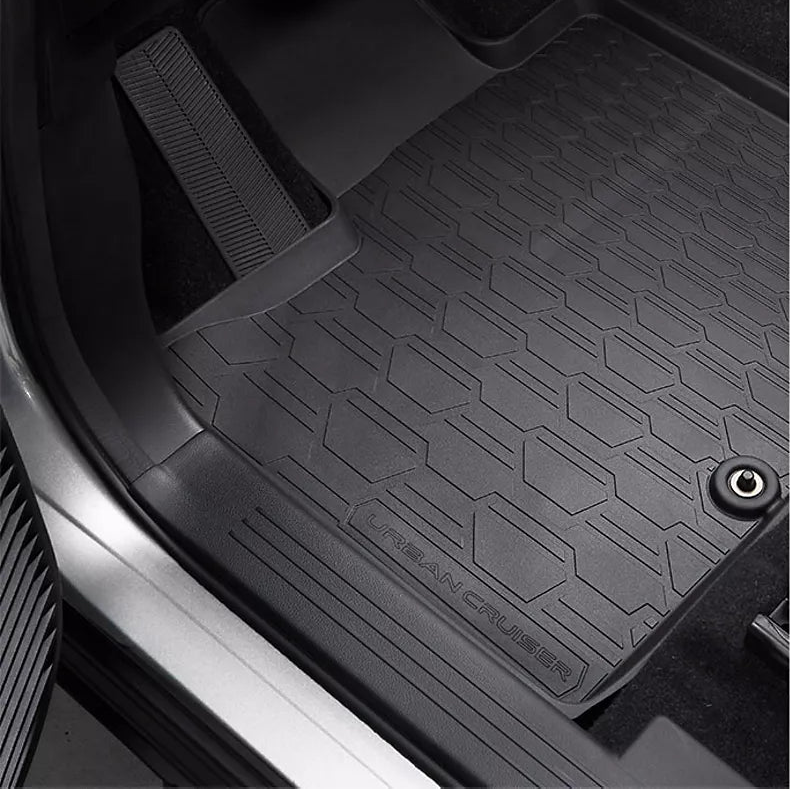 Rubberen mattenset Toyota Urban Cruiser 2026 >