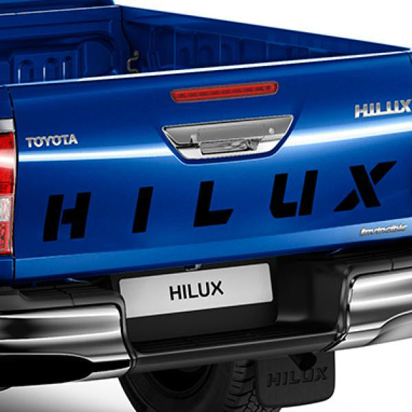 Sticker "HILUX" achterklep Toyota Hilux 2015 >