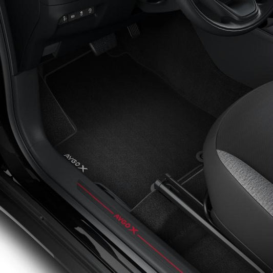 Mattenset Toyota Aygo X 2022 >