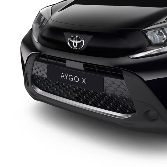 Chroom ornament voorkant Toyota Aygo X 2022 >